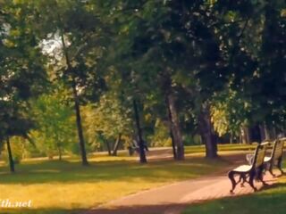 Jeny kovács teljesen meztelen -ban egy park kapott elcsípett