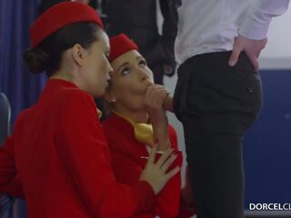 Res airline vip najboljše orgija hostess seks! najlon nogavičke jebemti