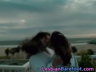 Gratis lesbian porno dengan gadis bahwa memiliki penis